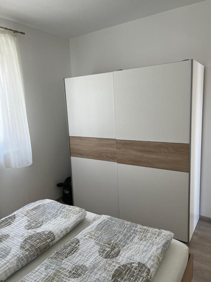 Apartment Sunrise With Private Parking Pula Ngoại thất bức ảnh