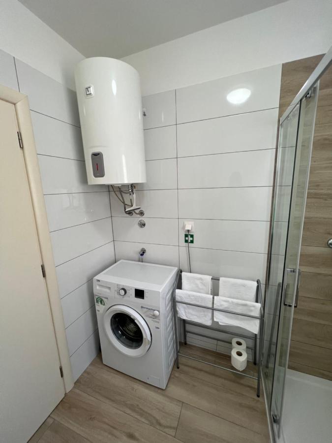 Apartment Sunrise With Private Parking Pula Ngoại thất bức ảnh