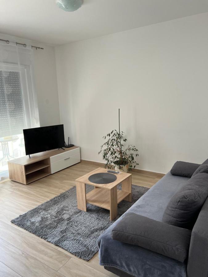 Apartment Sunrise With Private Parking Pula Ngoại thất bức ảnh